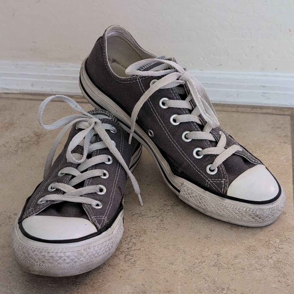 Converse All Star Charcoal Grey Classic Canvas Sneakers Shoes - Size 9